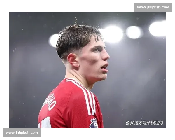 加纳乔转会陷僵局:曼联坚守 5000 万底线,切尔西压价 3000 万 加纳乔转会陷僵局:曼联坚守 5000 万底线,切尔西压价 3000 万